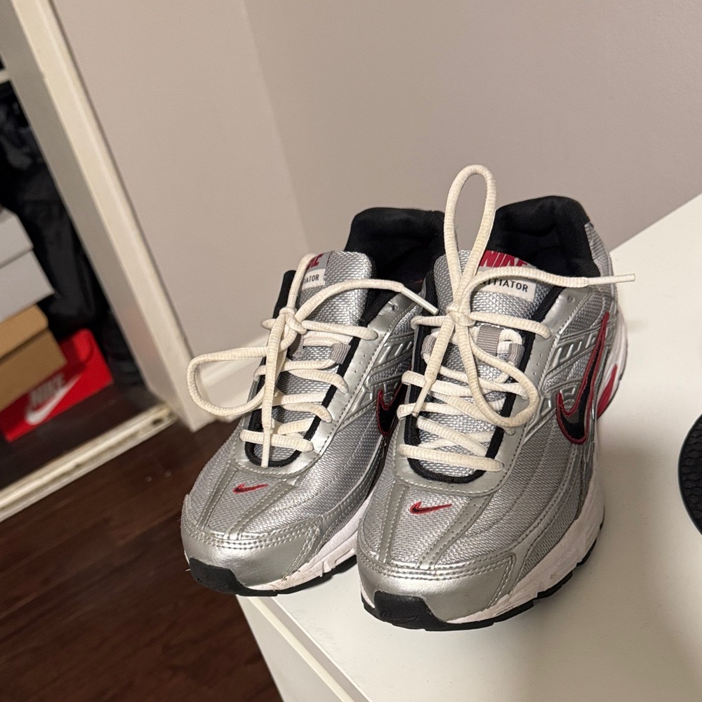 Nike Kids Metallic Silver and Red Sneakers